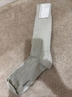 Perry Ellis Light Gray Ribbed Men's Dress Socks